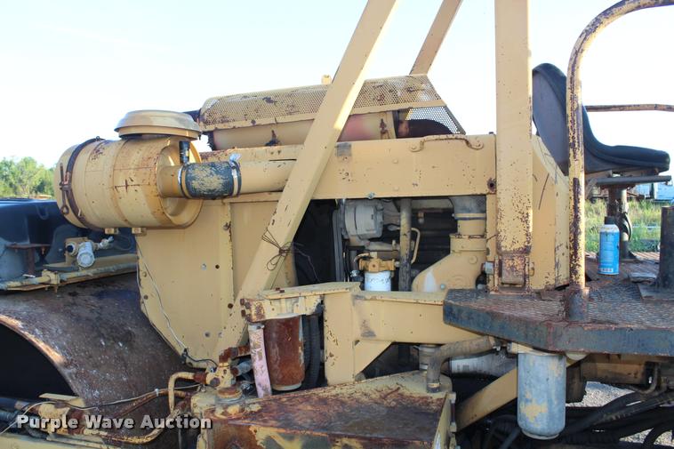 image for item K1958 Dresser GD-47017 double drum roller