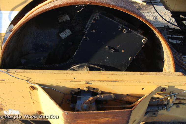 image for item K1958 Dresser GD-47017 double drum roller