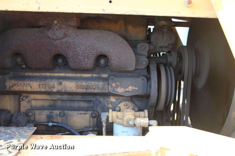 image for item K1958 Dresser GD-47017 double drum roller