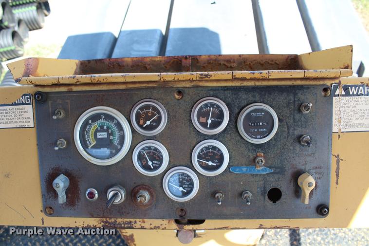 image for item K1958 Dresser GD-47017 double drum roller