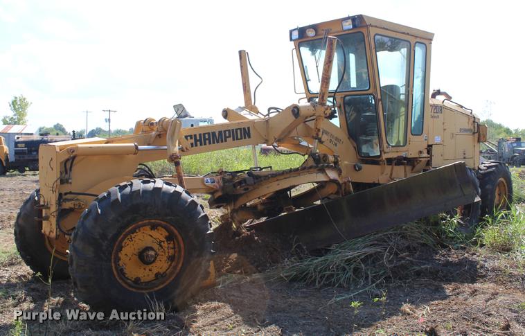 image for item K1962 1991 Champion 720A Series III motor grader