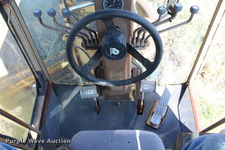 image for item K1962 1991 Champion 720A Series III motor grader