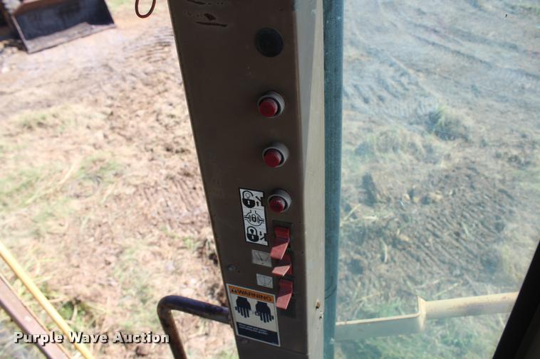 image for item K1962 1991 Champion 720A Series III motor grader