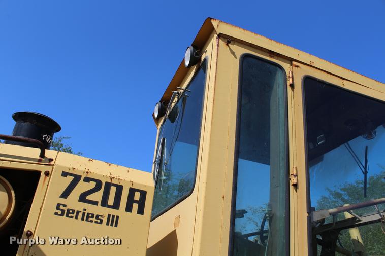image for item K1962 1991 Champion 720A Series III motor grader