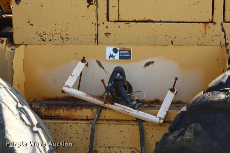 image for item K1962 1991 Champion 720A Series III motor grader