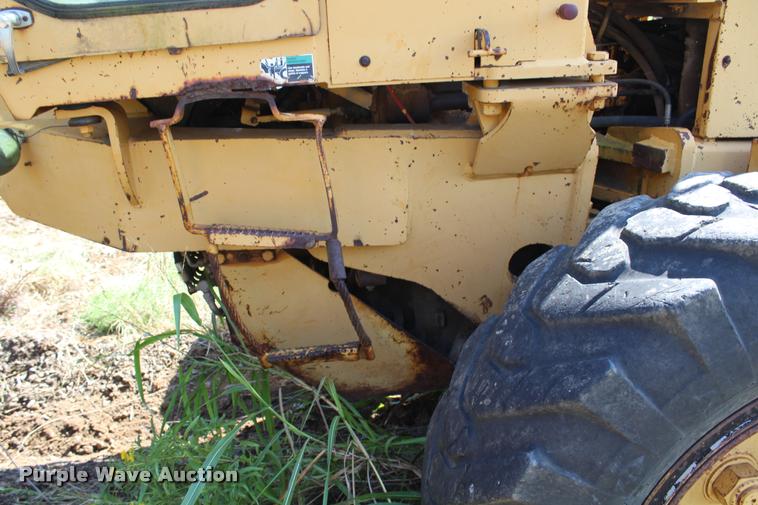 image for item K1962 1991 Champion 720A Series III motor grader