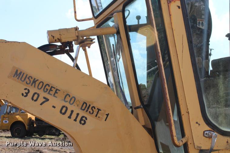 image for item K1962 1991 Champion 720A Series III motor grader