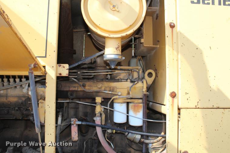 image for item K1962 1991 Champion 720A Series III motor grader