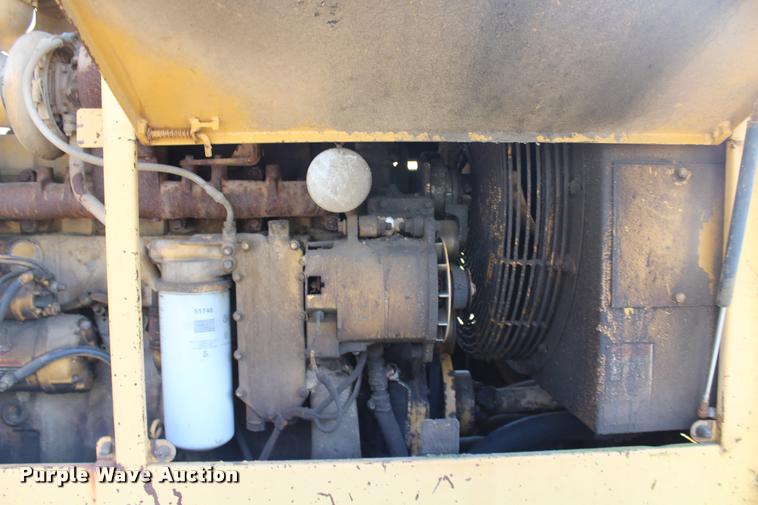 image for item K1962 1991 Champion 720A Series III motor grader