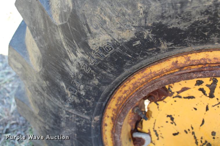 image for item K1962 1991 Champion 720A Series III motor grader