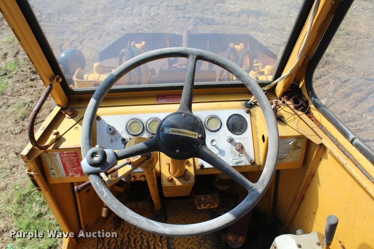 image for item K1963 1978 Caterpillar 910 wheel loader
