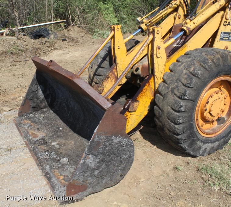 image for item K1963 1978 Caterpillar 910 wheel loader