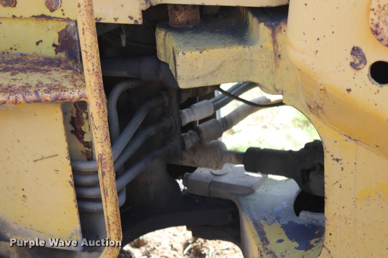 image for item K1963 1978 Caterpillar 910 wheel loader