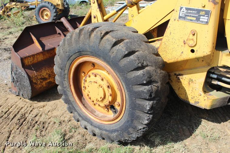 image for item K1963 1978 Caterpillar 910 wheel loader