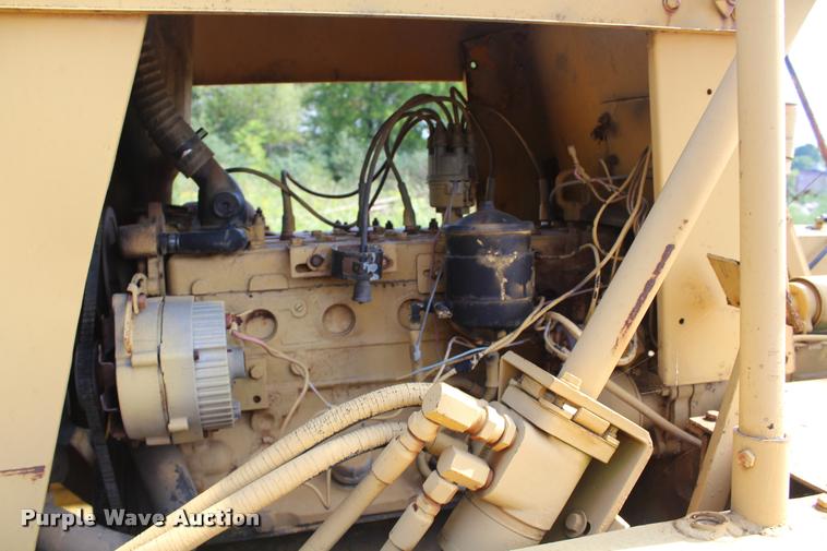 image for item K1964 Tampo pneumatic roller