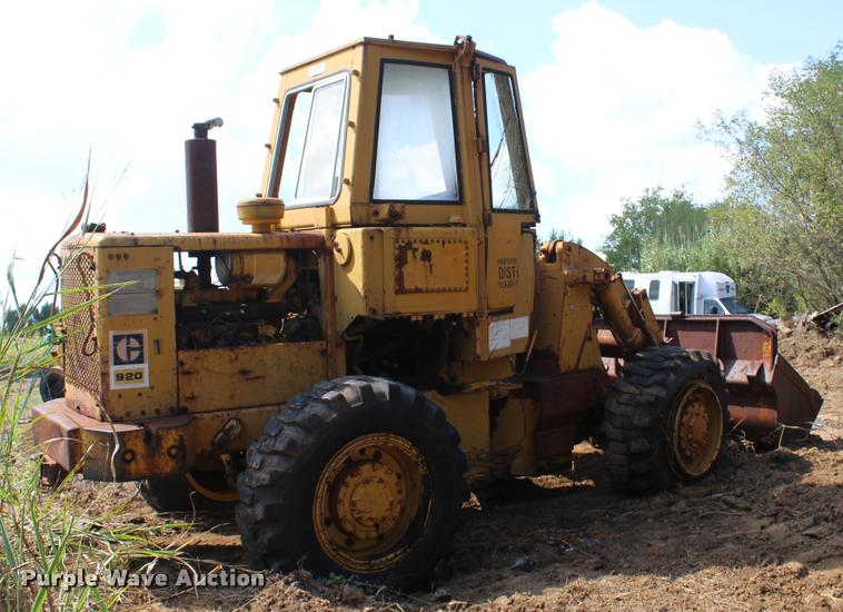 image for item K1965 1974 Caterpillar 920 wheel loader