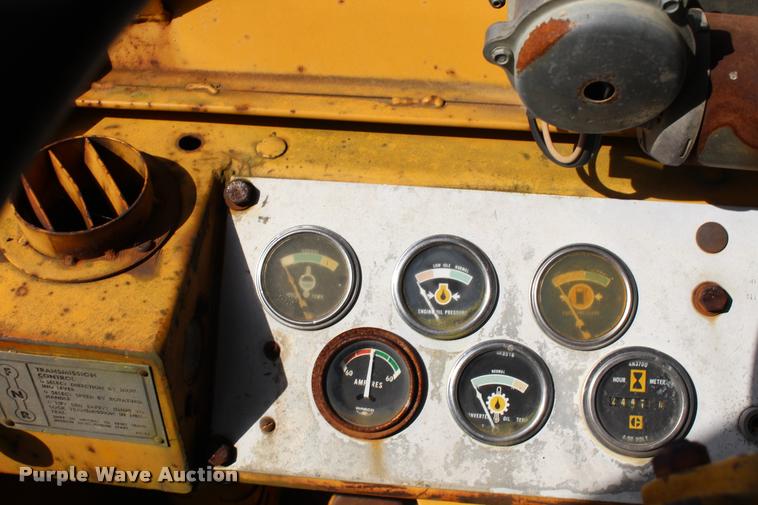 image for item K1965 1974 Caterpillar 920 wheel loader