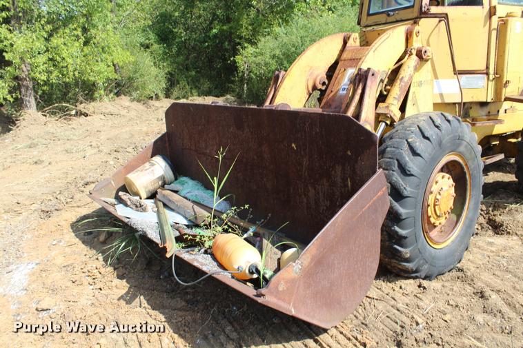 image for item K1965 1974 Caterpillar 920 wheel loader