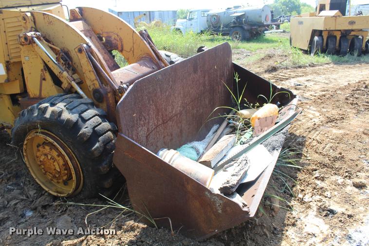 image for item K1965 1974 Caterpillar 920 wheel loader