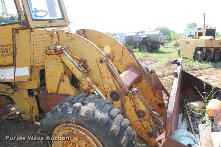 image for item K1965 1974 Caterpillar 920 wheel loader