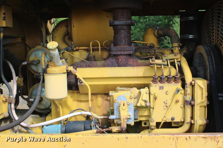 image for item K1965 1974 Caterpillar 920 wheel loader