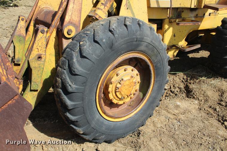 image for item K1965 1974 Caterpillar 920 wheel loader