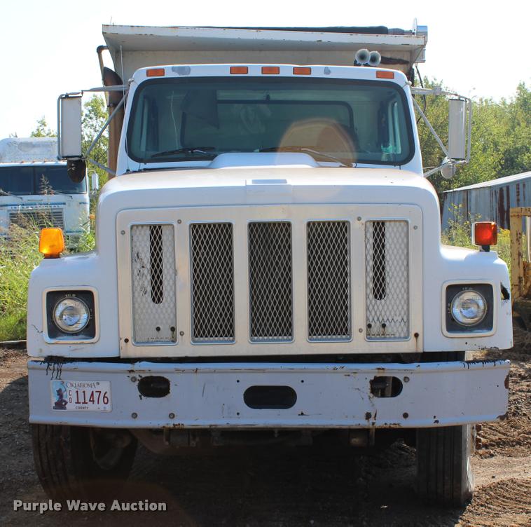 image for item K1969 1997 International 2554 dump truck