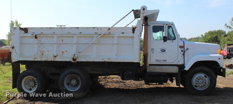 image for item K1969 1997 International 2554 dump truck