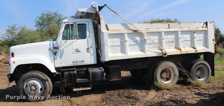 image for item K1969 1997 International 2554 dump truck