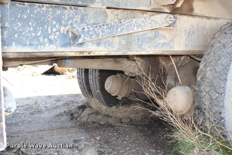 image for item K1969 1997 International 2554 dump truck