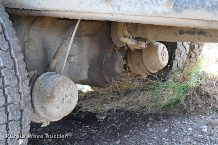 image for item K1969 1997 International 2554 dump truck