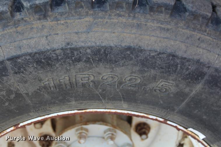 image for item K1969 1997 International 2554 dump truck