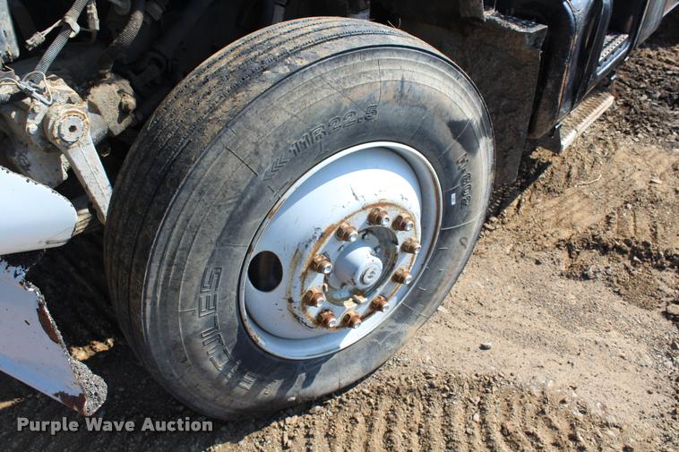 image for item K1969 1997 International 2554 dump truck