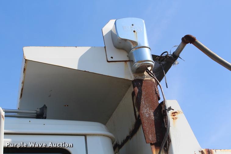 image for item K1969 1997 International 2554 dump truck