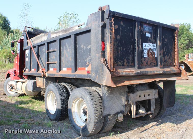 image for item K1970 1995 International 9200 dump truck
