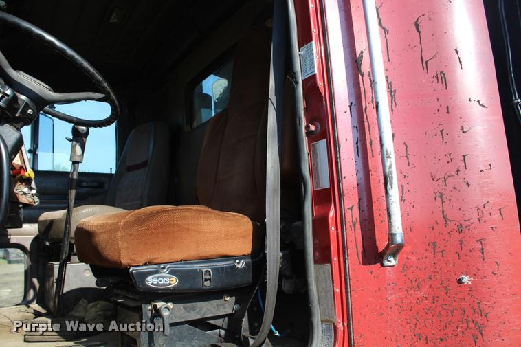 image for item K1970 1995 International 9200 dump truck