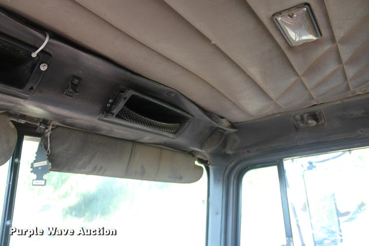 image for item K1970 1995 International 9200 dump truck