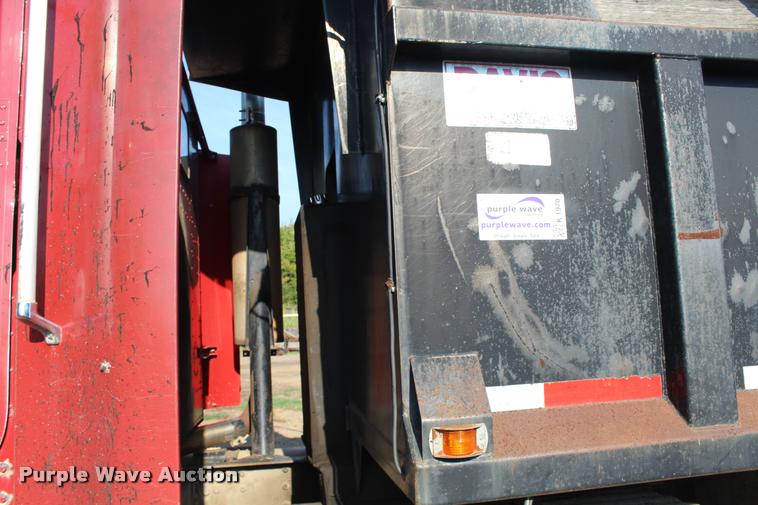 image for item K1970 1995 International 9200 dump truck