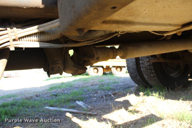 image for item K1970 1995 International 9200 dump truck