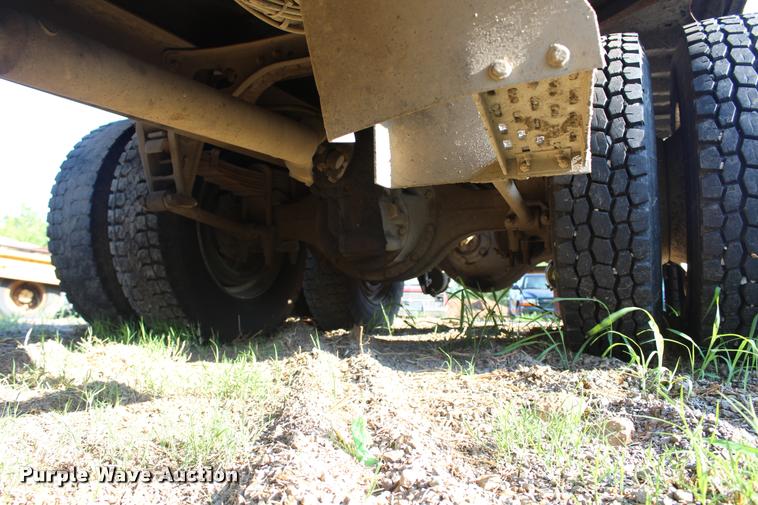 image for item K1970 1995 International 9200 dump truck