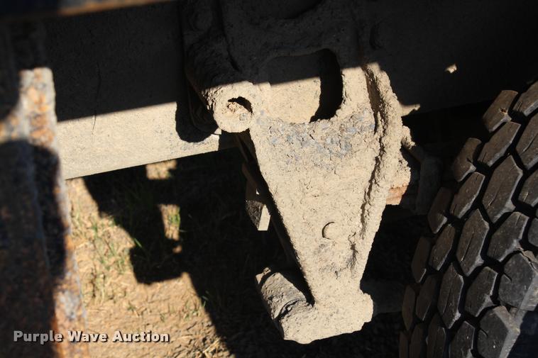 image for item K1970 1995 International 9200 dump truck