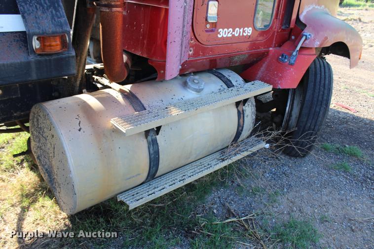 image for item K1970 1995 International 9200 dump truck