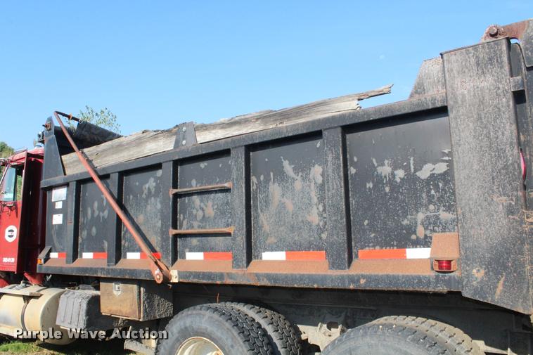 image for item K1970 1995 International 9200 dump truck