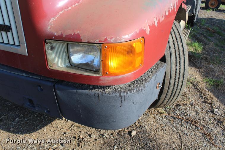 image for item K1970 1995 International 9200 dump truck