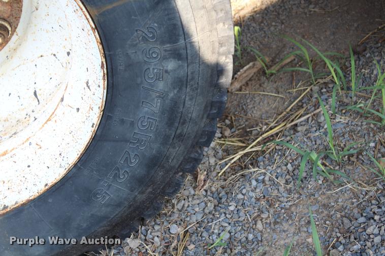 image for item K1970 1995 International 9200 dump truck