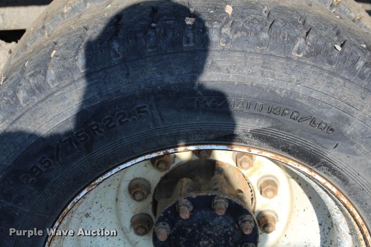 image for item K1970 1995 International 9200 dump truck