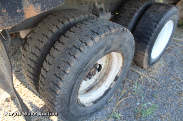 image for item K1970 1995 International 9200 dump truck