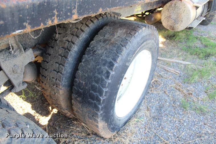 image for item K1970 1995 International 9200 dump truck