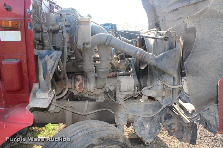 image for item K1970 1995 International 9200 dump truck