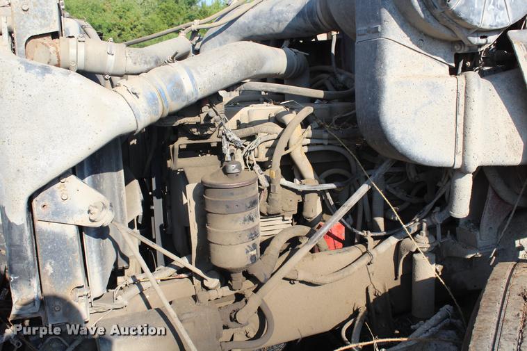 image for item K1970 1995 International 9200 dump truck